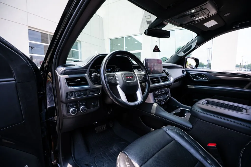 GMC Yukon photo 30