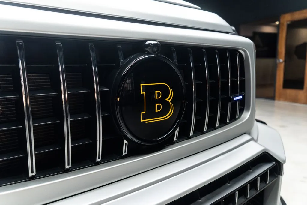 Mercedes-Benz G-Class photo 11