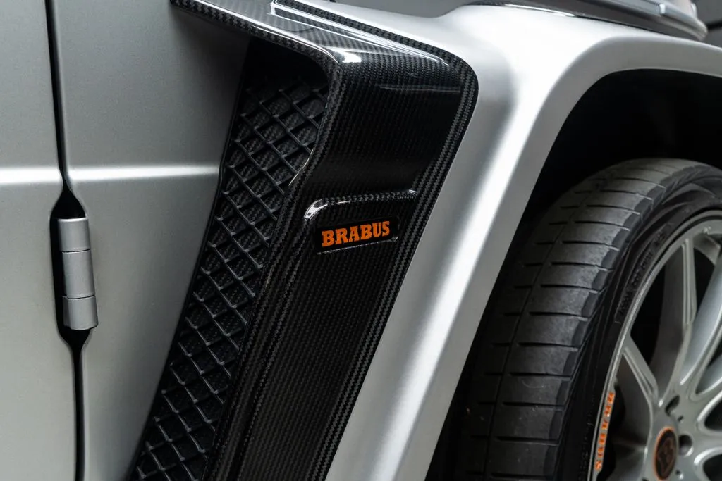 Mercedes-Benz G-Class photo 14