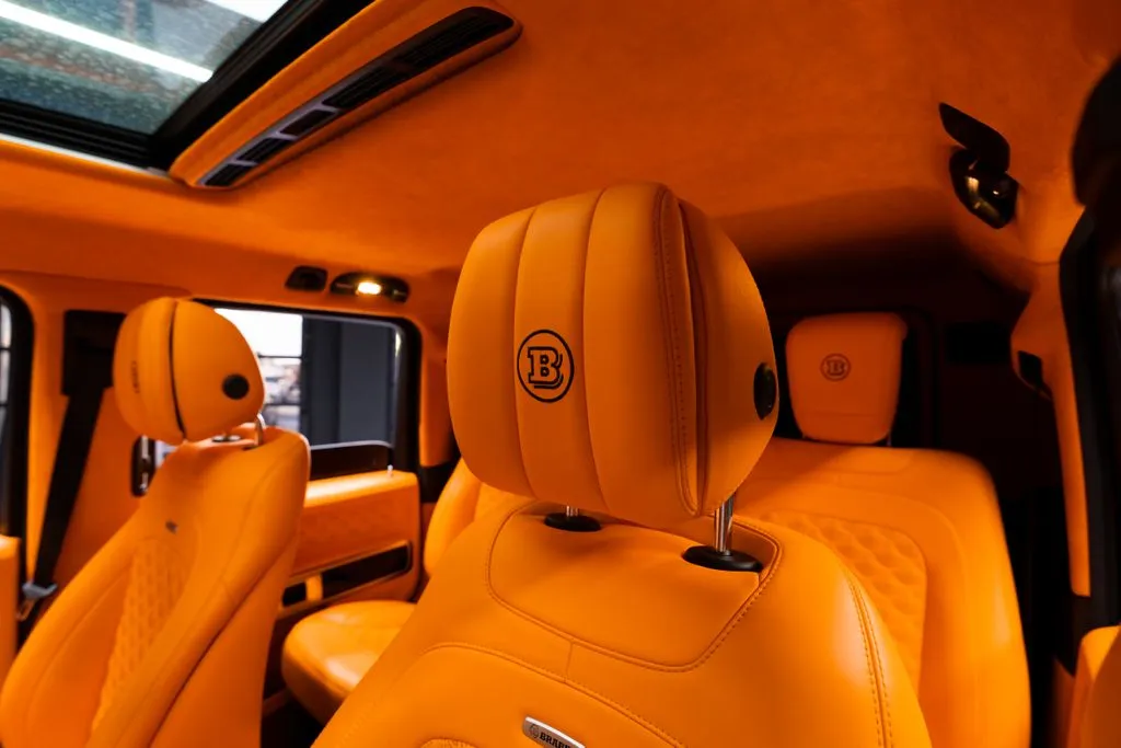 Mercedes-Benz G-Class photo 32