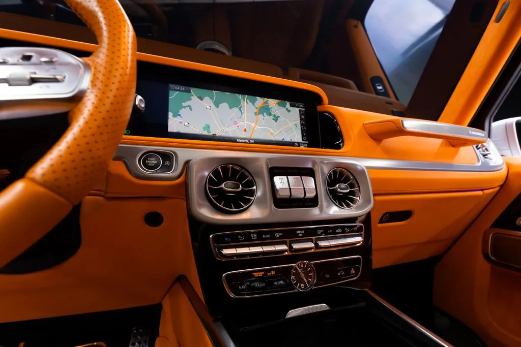 Mercedes-Benz G-Class photo 36