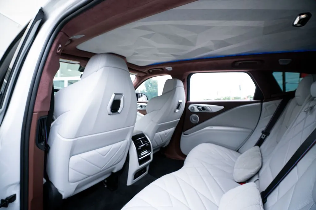 BMW XM photo 50