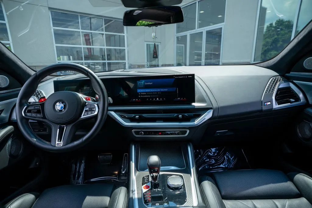 BMW XM photo 49