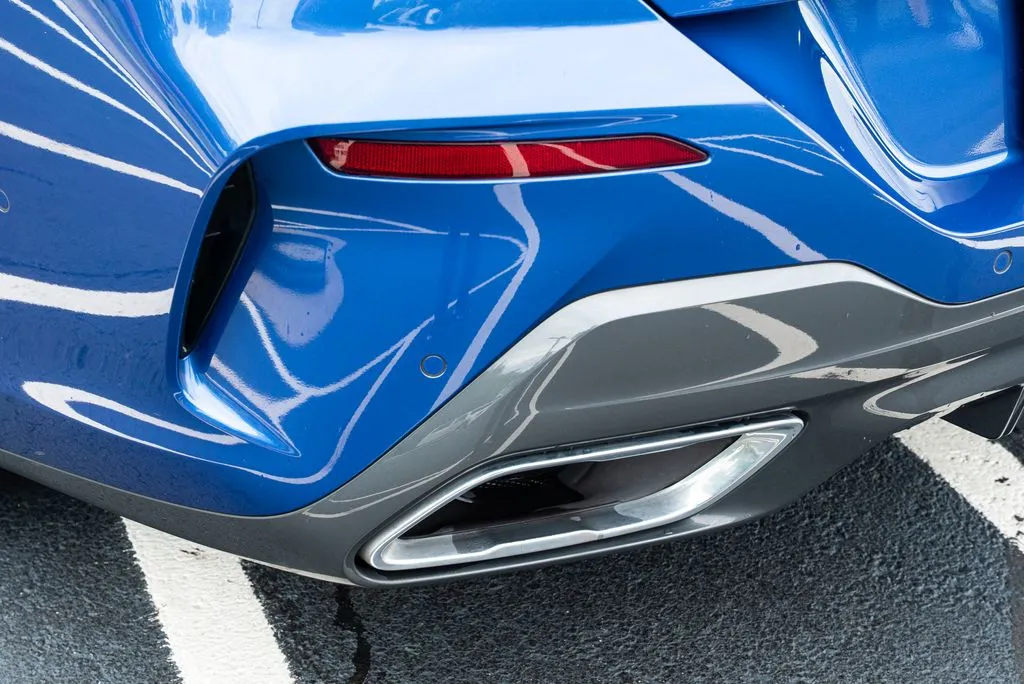 BMW 8 Series photo 20