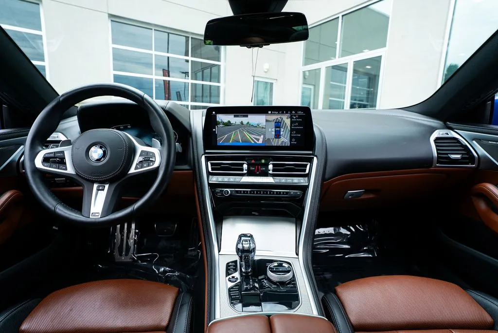 BMW 8 Series photo 50