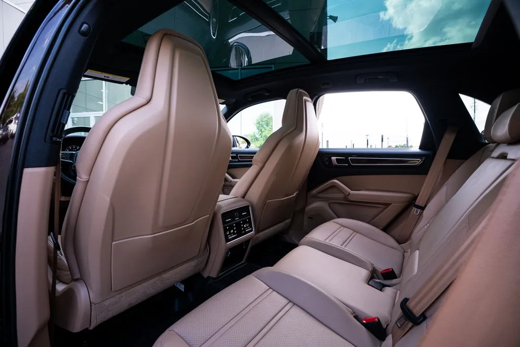 Porsche Cayenne photo 45