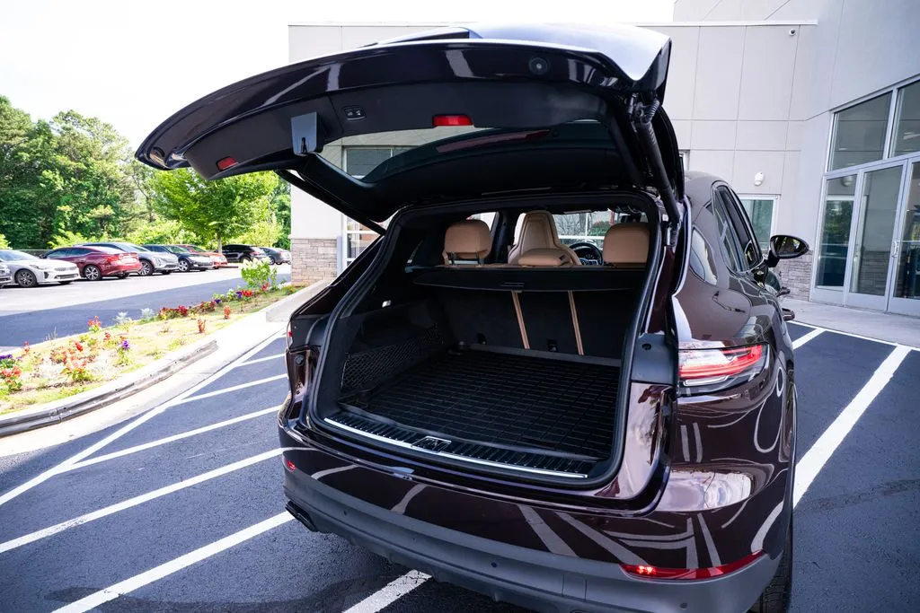 Porsche Cayenne photo 50