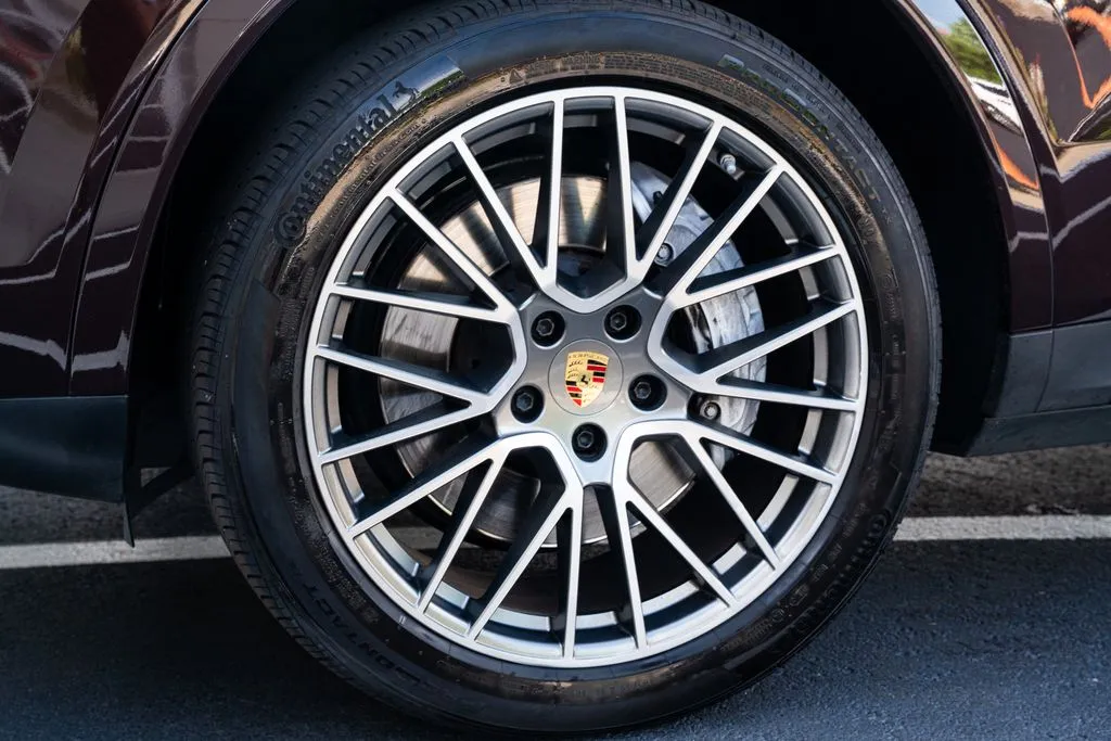 Porsche Cayenne photo 23
