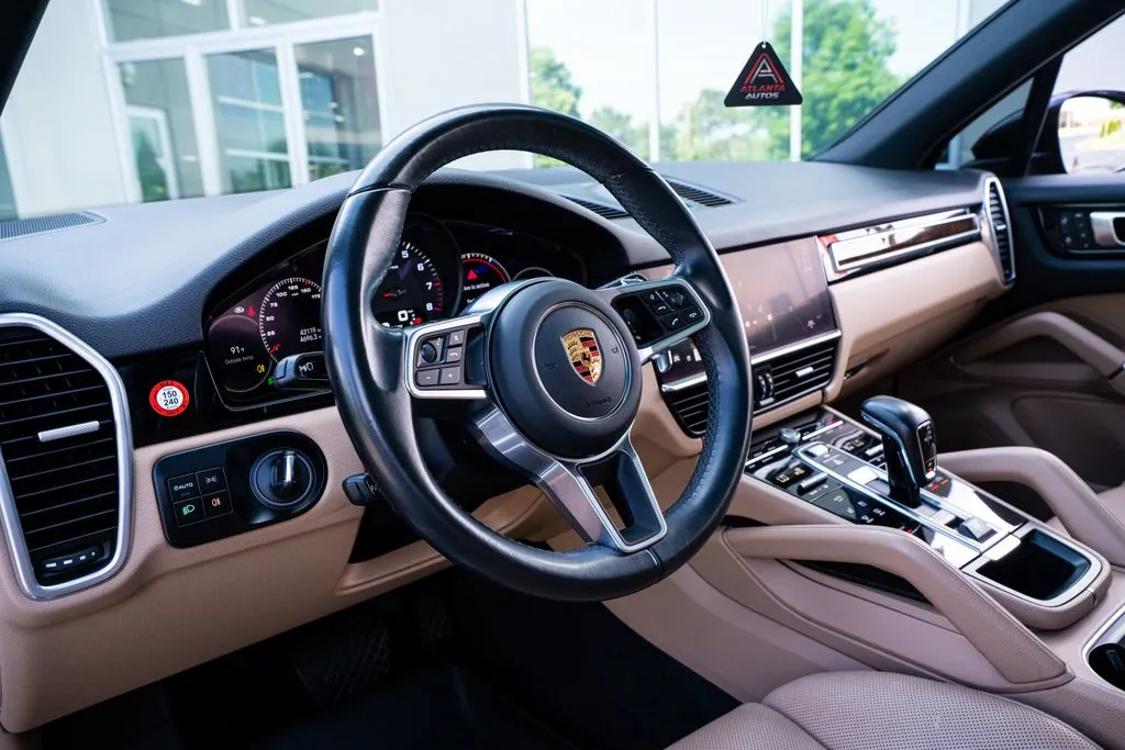 Porsche Cayenne photo 29