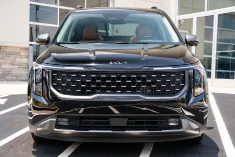 More photos of 2025 Kia Carnival Hybrid SX Prestige at Atlanta Autos, GA