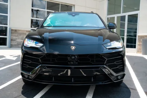 More photos of 2021 Lamborghini Urus at Atlanta Autos, GA