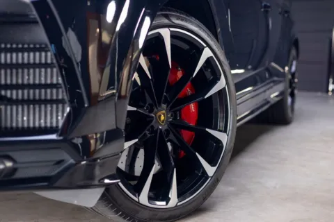 Photos of 2021 Lamborghini Urus for sale in Marietta, GA at Atlanta Autos