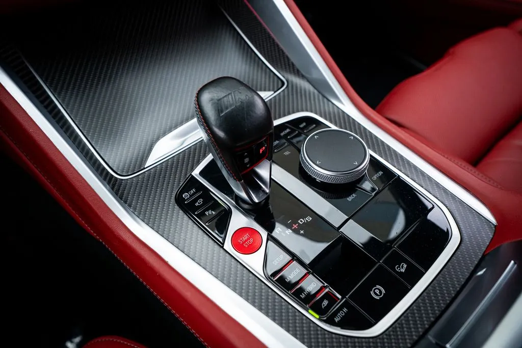 BMW XM photo 42