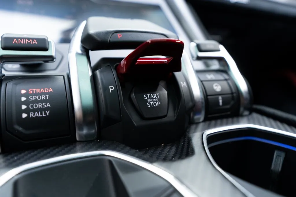 Lamborghini Urus photo 40