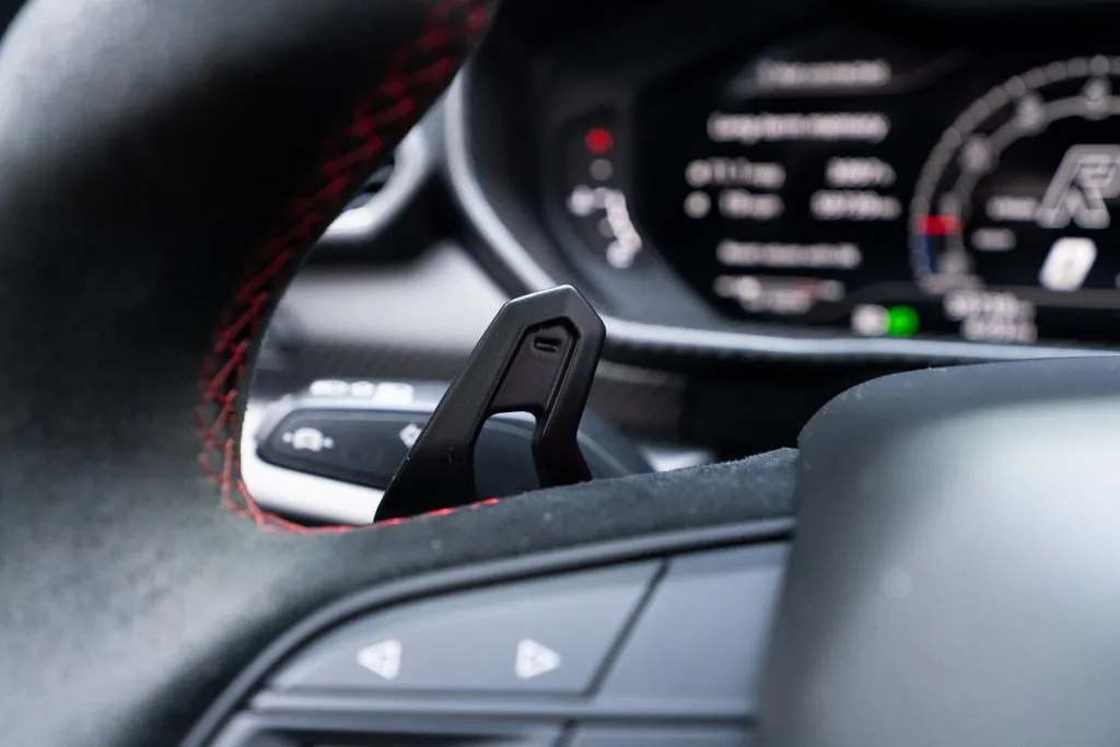 Lamborghini Urus photo 32