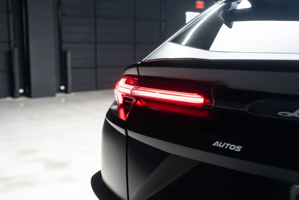 Lamborghini Urus photo 18
