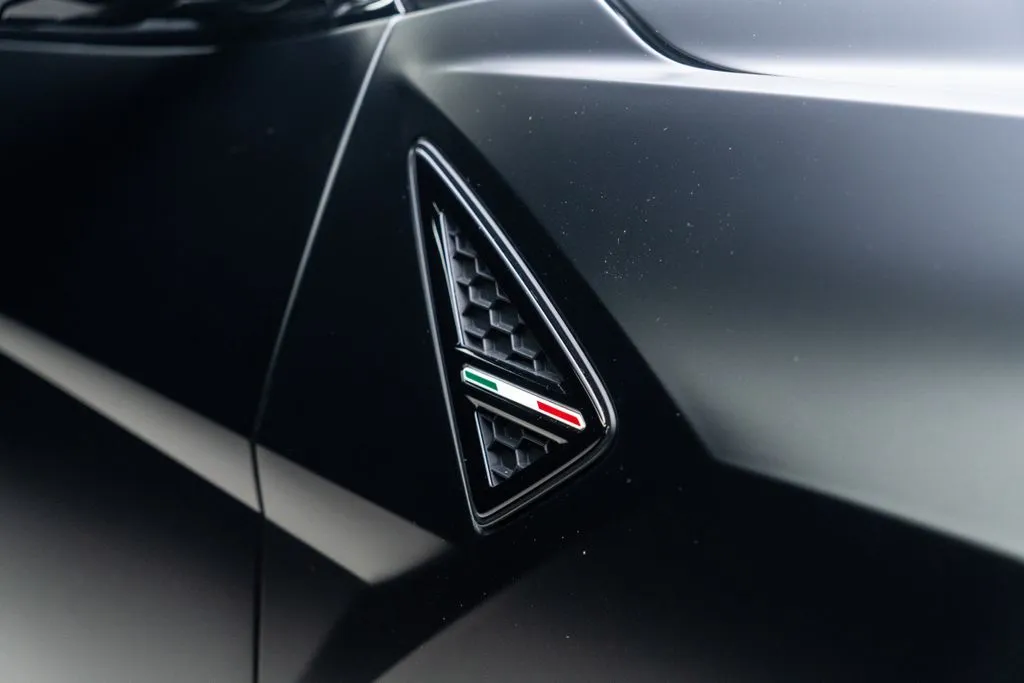 Lamborghini Urus photo 10