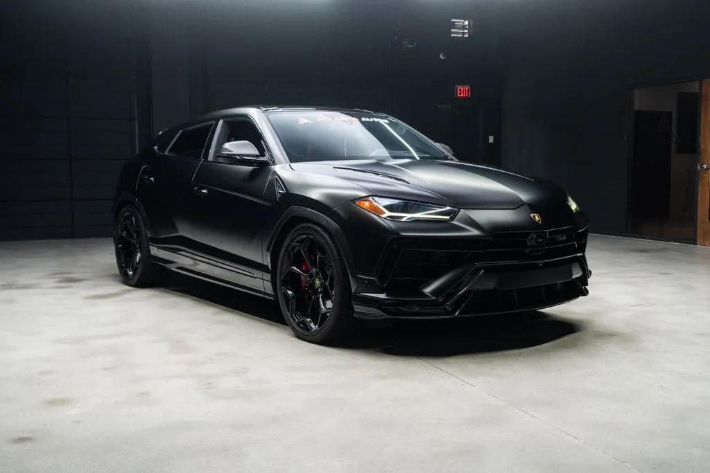 Lamborghini Urus photo 7