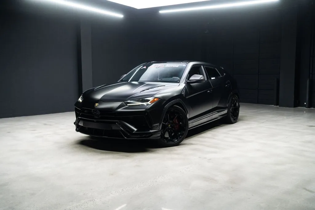 Lamborghini Urus photo 56