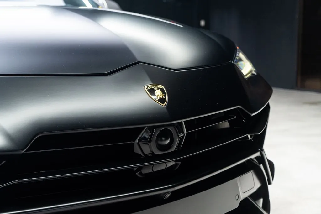 Lamborghini Urus photo 5