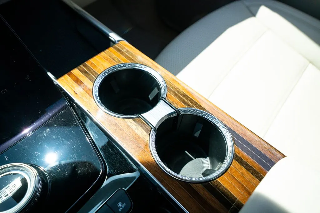 Cadillac Escalade photo 43