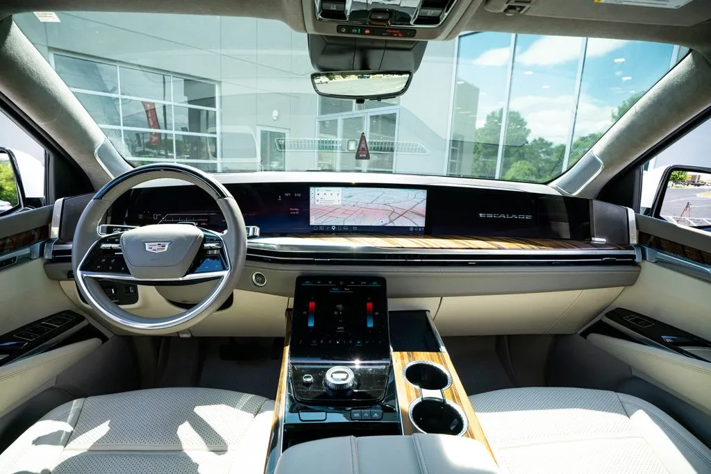 Cadillac Escalade photo 53