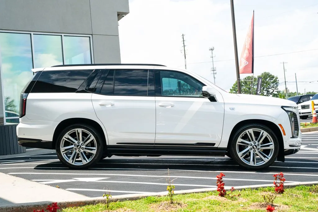 Cadillac Escalade photo 11