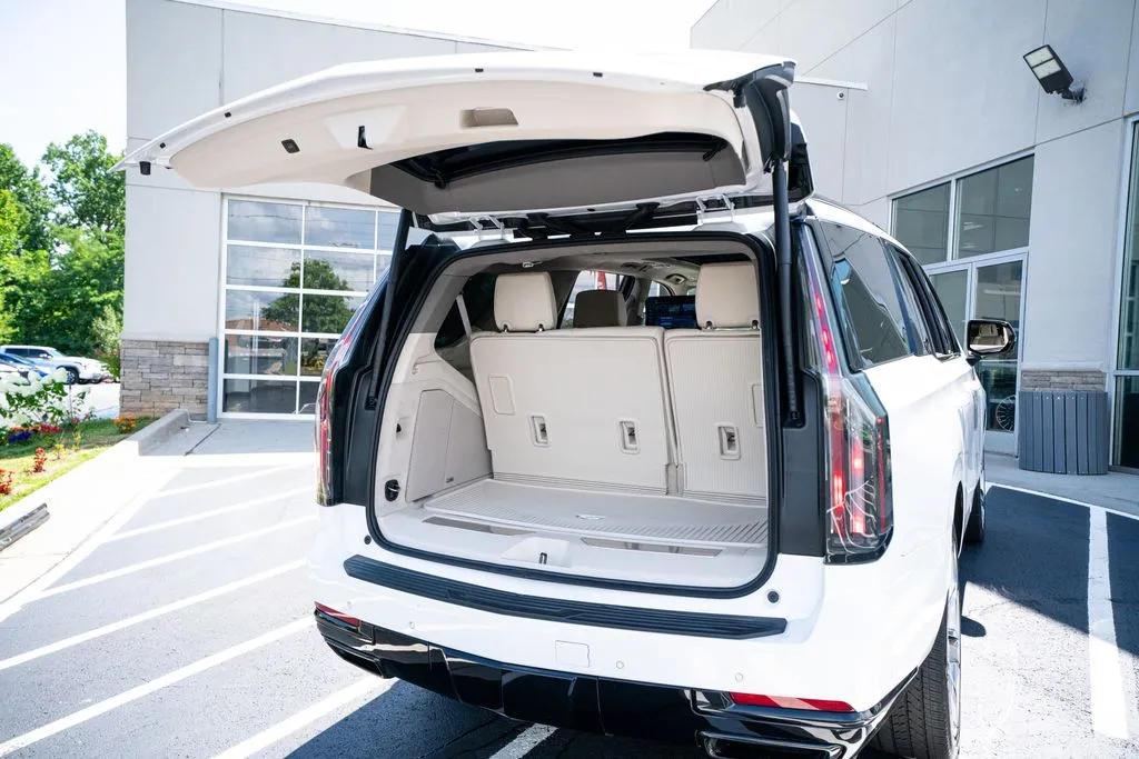 Cadillac Escalade photo 55