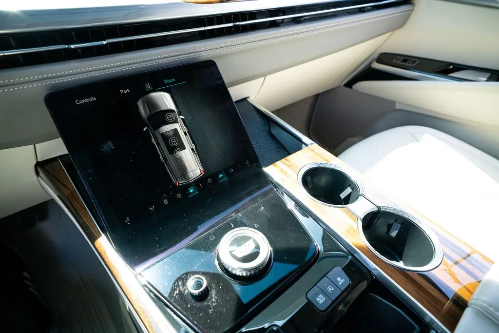 Cadillac Escalade photo 41