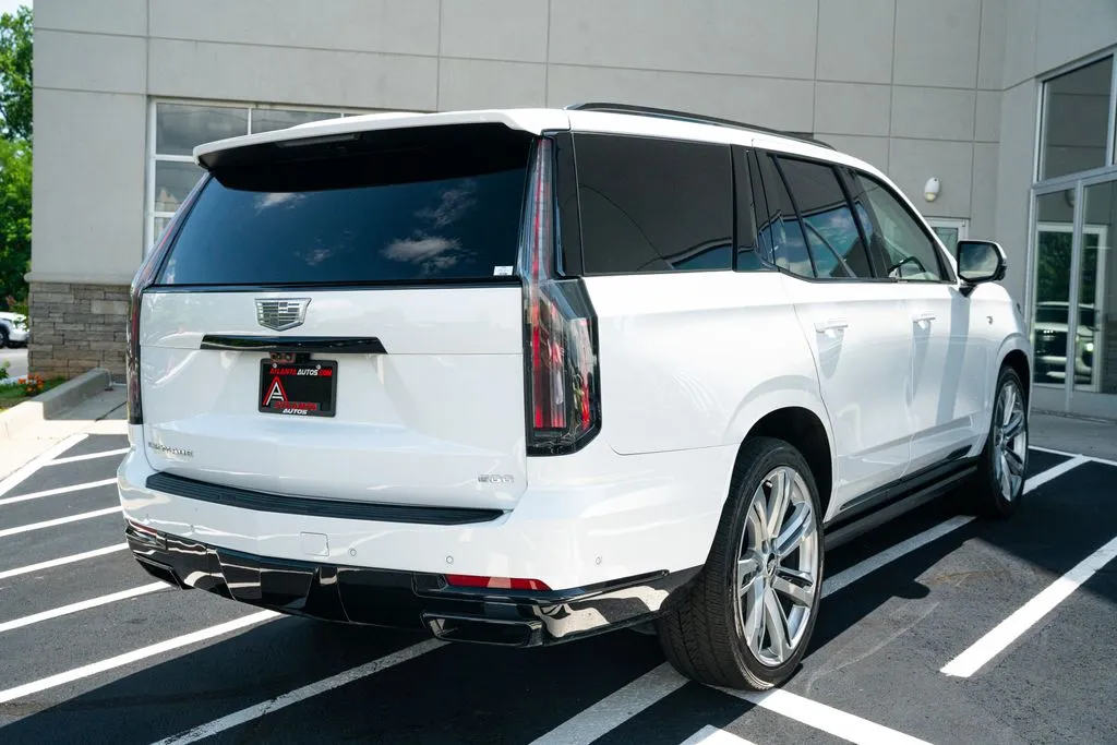 Cadillac Escalade photo 12