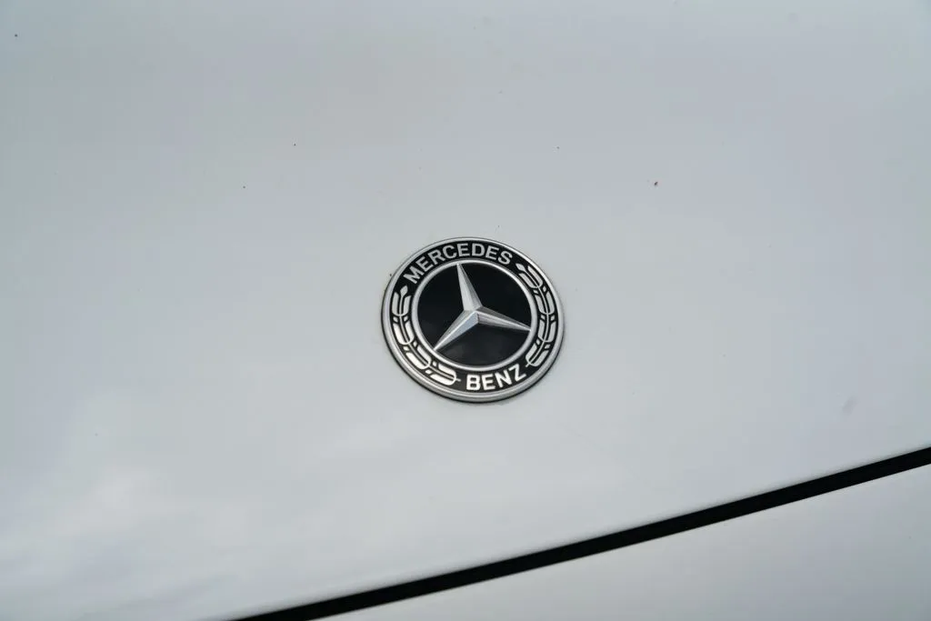 Mercedes-Benz E-Class photo 7