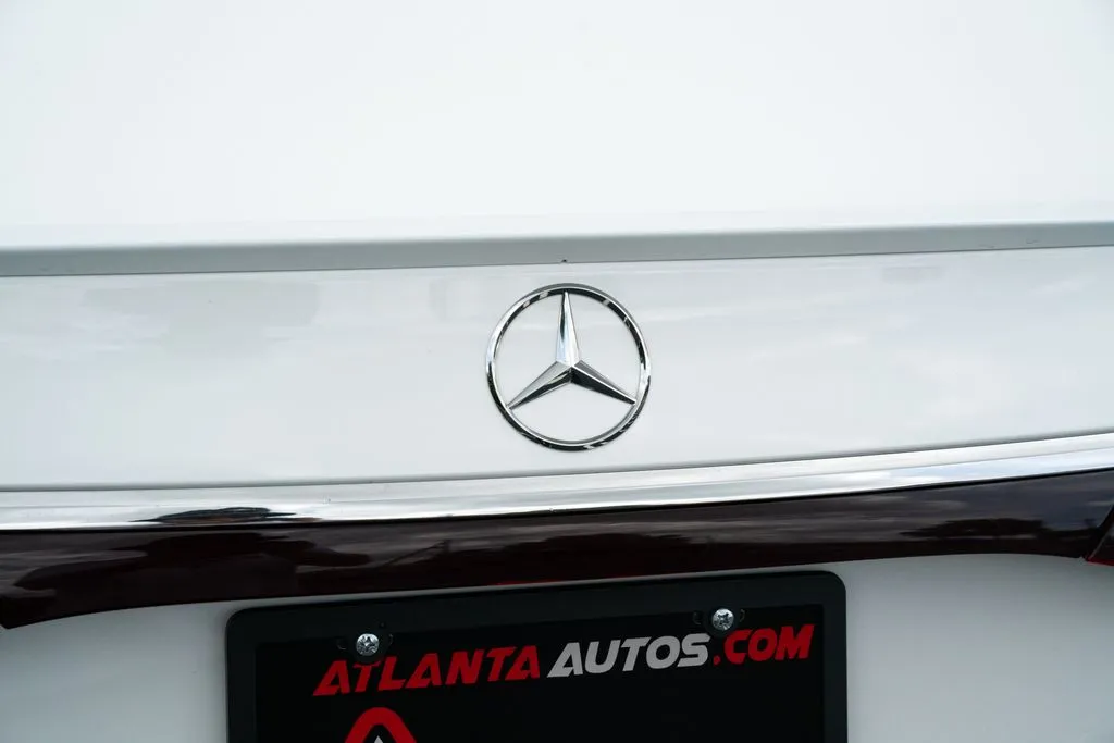Mercedes-Benz E-Class photo 19