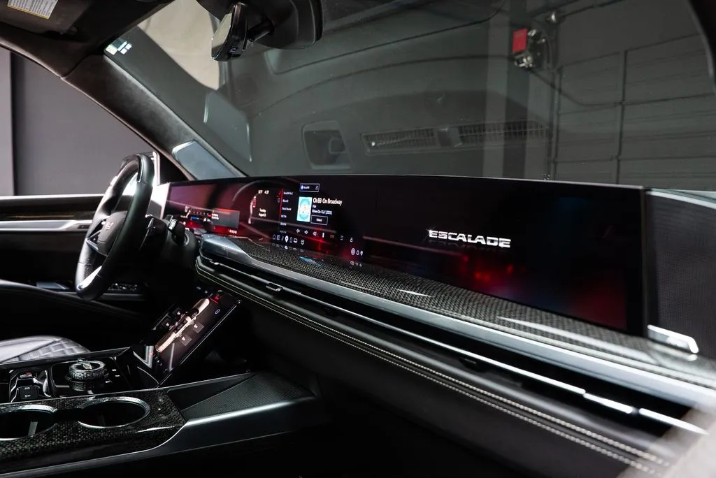 Cadillac Escalade photo 35
