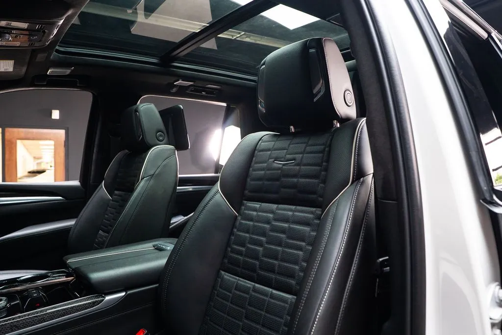 Cadillac Escalade photo 20
