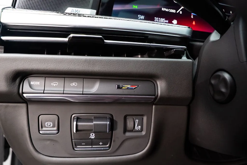 Cadillac Escalade photo 23
