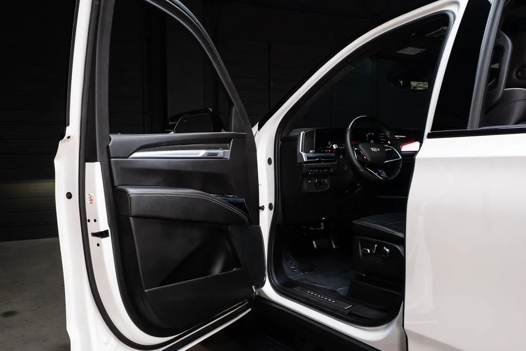 Cadillac Escalade photo 17