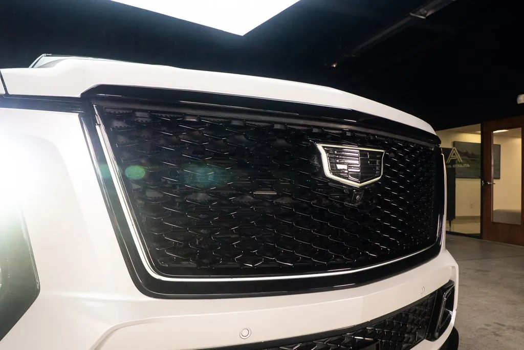 Cadillac Escalade photo 6