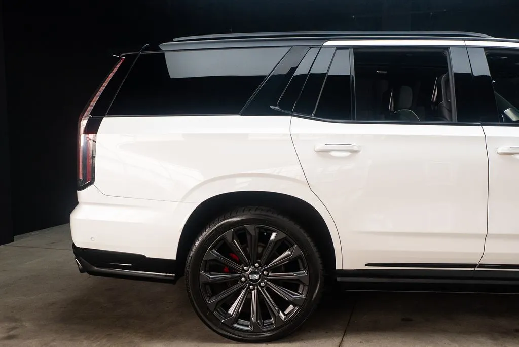 Cadillac Escalade photo 14