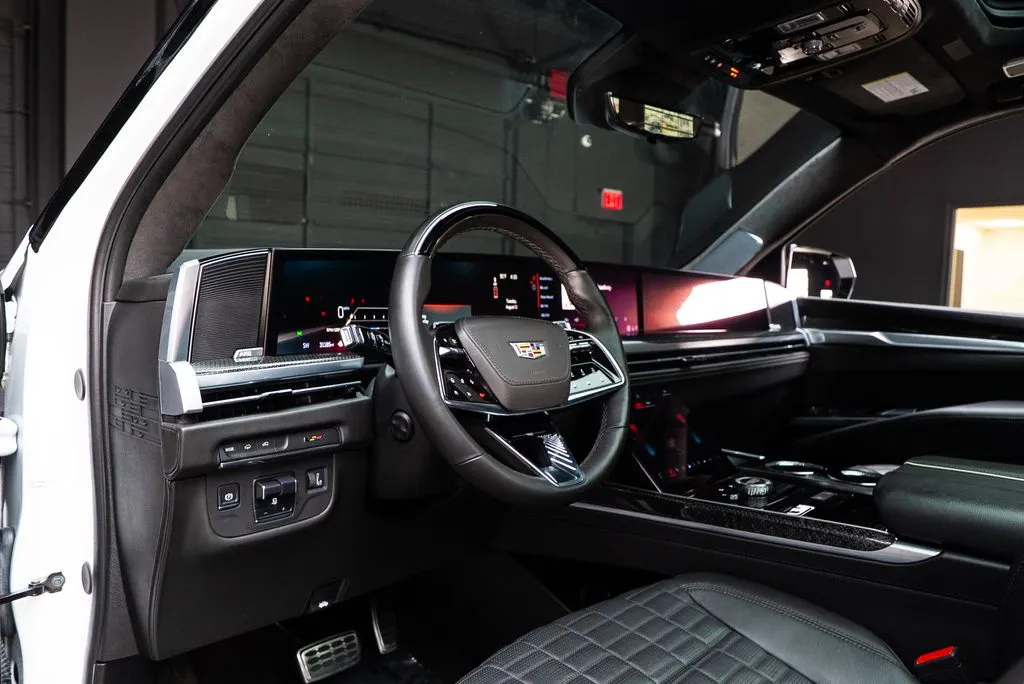 Cadillac Escalade photo 22