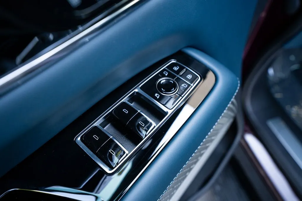 Cadillac Escalade IQ photo 27