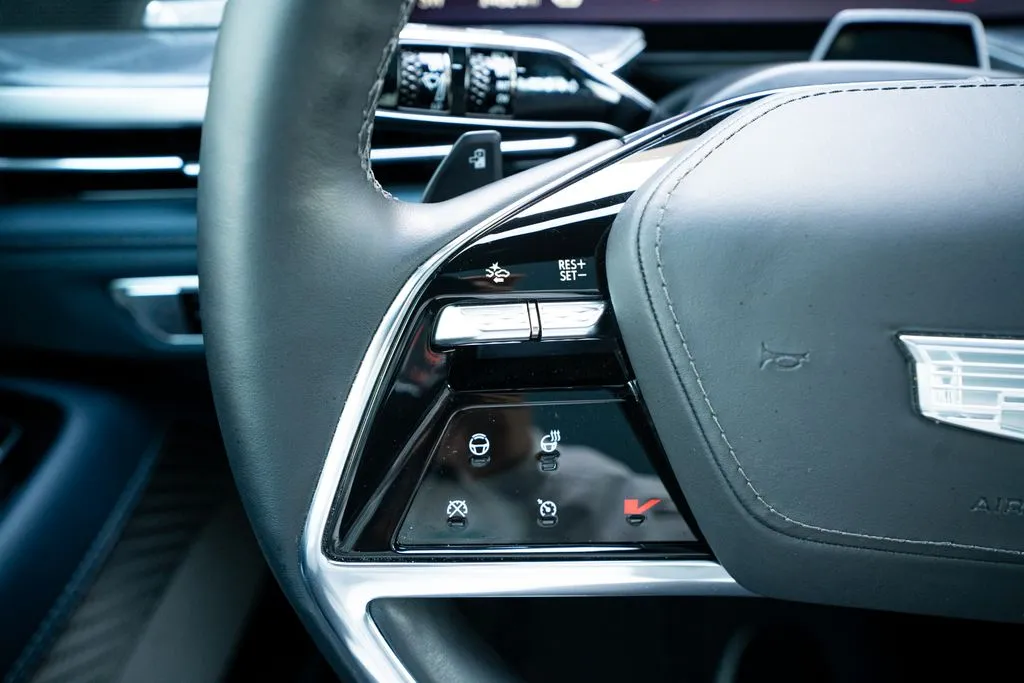 Cadillac Escalade IQ photo 34