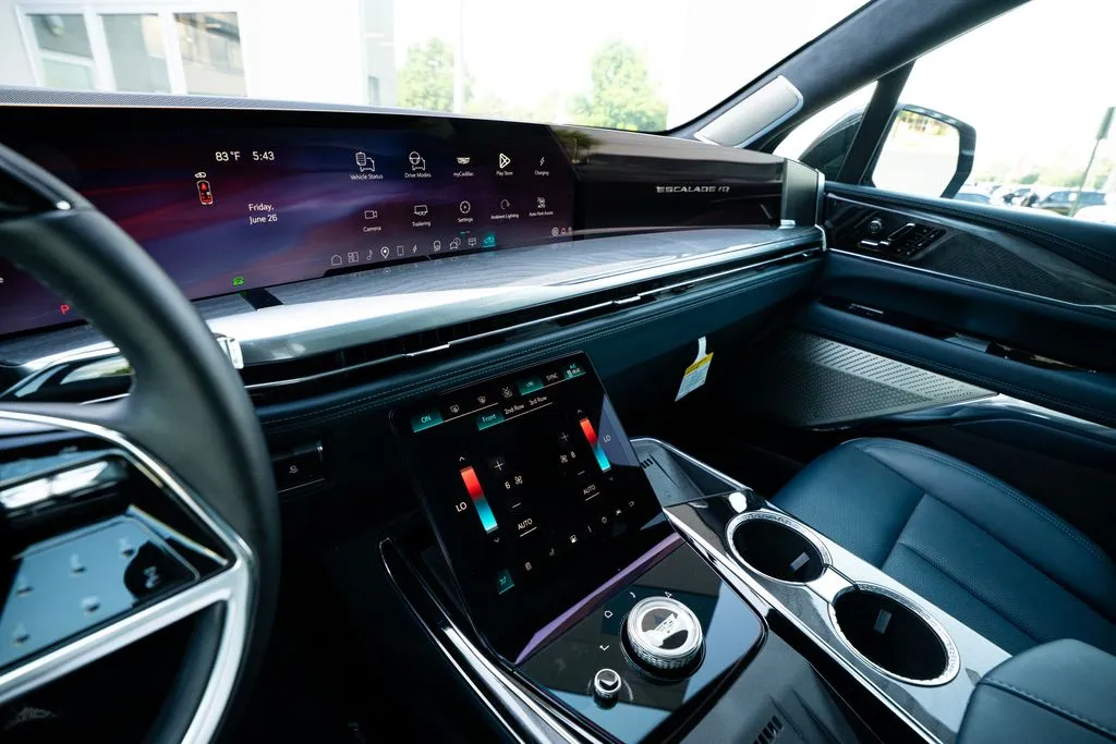 Cadillac Escalade IQ photo 37