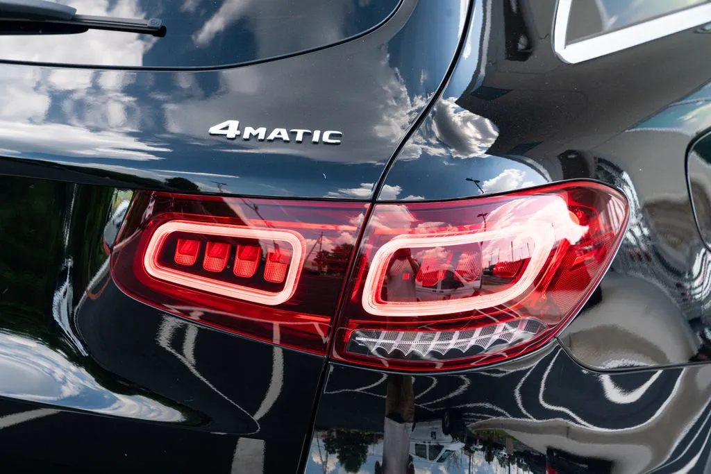 Mercedes-Benz GLC photo 14