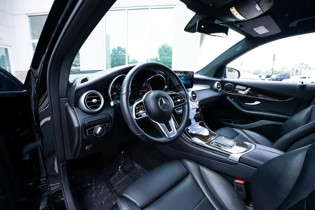 Mercedes-Benz GLC photo 28