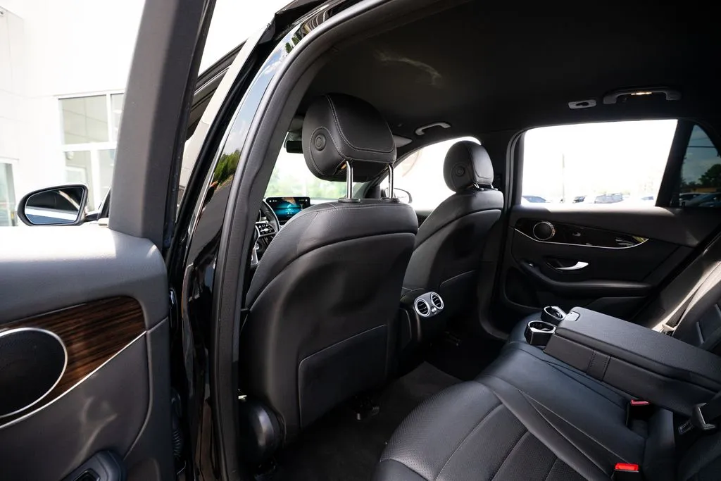 Mercedes-Benz GLC photo 43
