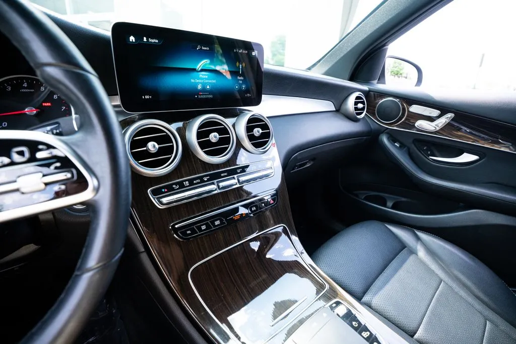 Mercedes-Benz GLC photo 36