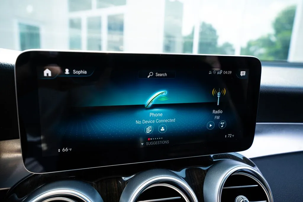 Mercedes-Benz GLC photo 37