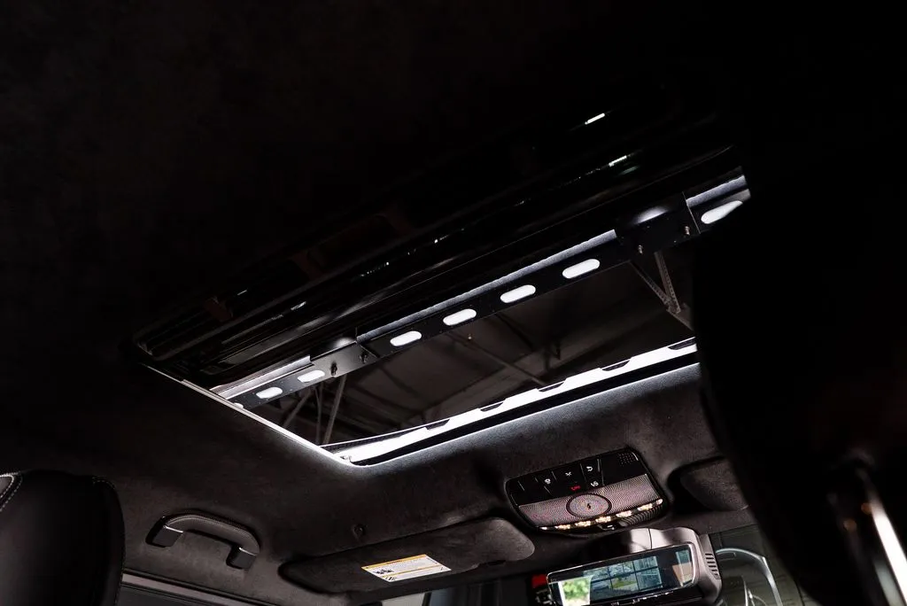 Mercedes-Benz G-Class photo 57