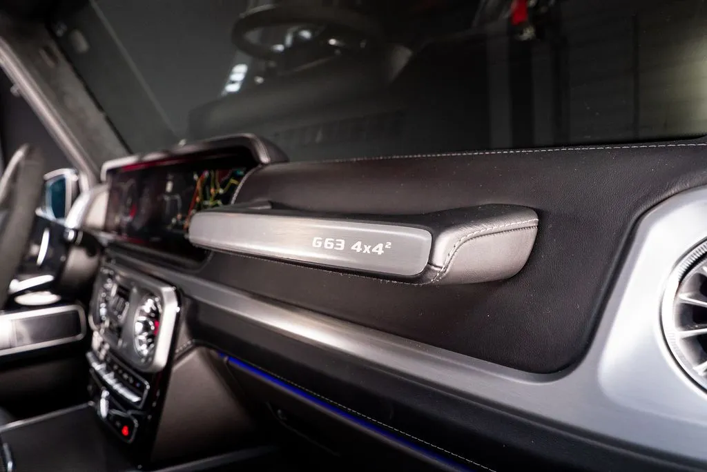 Mercedes-Benz G-Class photo 52