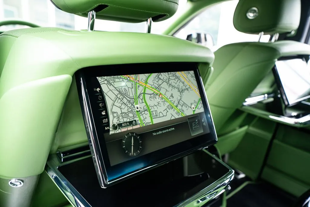 2023 Rolls-Royce Phantom Base - Photo 53
